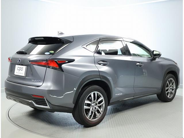 NX NX300h バージョンL AWD ムーンルーフ 全周囲カメラパノラミックビューモニター 寒冷地仕様 ブラインドスポットモニター カラーヘッドアップディスプレー ハイブリット 認定中古車CPO(12枚目)