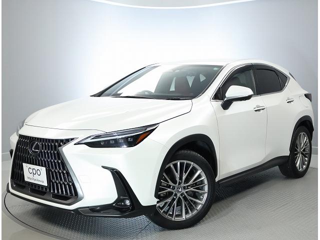 ＮＸ ＮＸ３５０ｈ　バージョンＬ　本革シート　アドバンスドパーク　おくだけ充電　社外ドライブレコーダー　ハイブリッド　２０インチアルミホイール　認定中古車ＣＰＯ（8枚目）