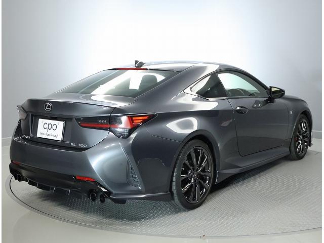 RC RC300 エモーショナルアッシュ 三眼フルLEDヘッドランプ 本革シート トルセンLSD オレンジブレーキキャリパ ターボ 認定中古車CPO 純正ナビ バックモニター(11枚目)