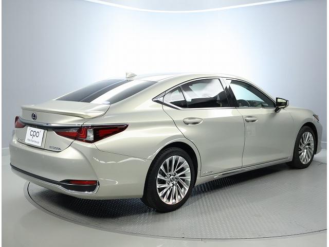 ＥＳ ＥＳ３００ｈ　バージョンＬ　マークレビンソンプレミアムサウンドシステム　セミアニリン本革シート　デジタルインナーミラー　リヤスポイラー　純正ナビ　バックモニター　ムーンルーフ　ハイブリット　認定中古車ＣＰＯ（13枚目）