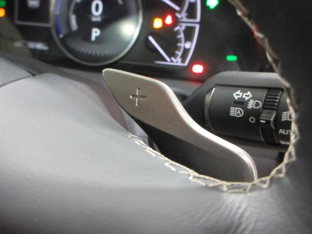 ＥＳ ＥＳ３００ｈ　バージョンＬ　マークレビンソンプレミアムサウンドシステム　セミアニリン本革シート　デジタルインナーミラー　リヤスポイラー　純正ナビ　バックモニター　ムーンルーフ　ハイブリット　認定中古車ＣＰＯ（30枚目）