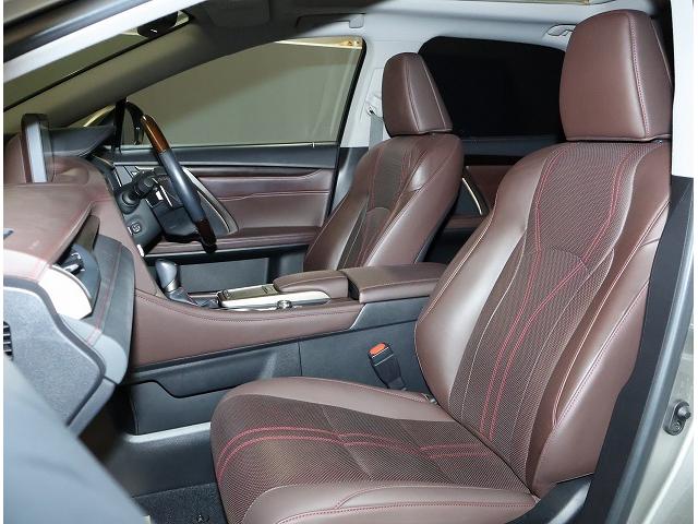 RX RX300 バージョンL セミアニリン本革シート ベンチレーション機能付きシートエアコン パノラマルーフ ルーフレール ターボ 純正ナビ バックモニター 認定中古車CPO(6枚目)