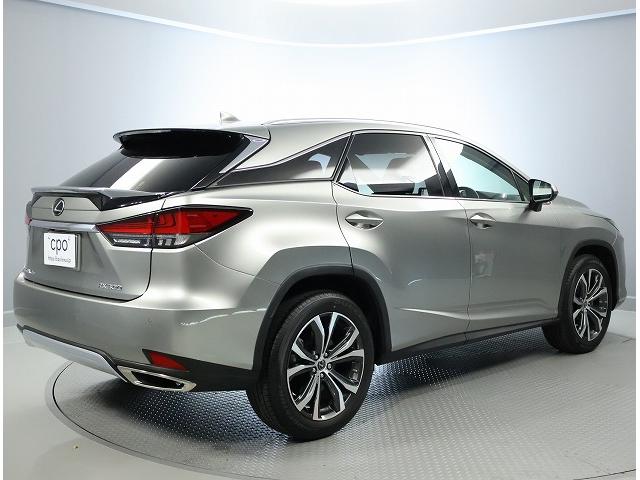 RX RX300 バージョンL セミアニリン本革シート ベンチレーション機能付きシートエアコン パノラマルーフ ルーフレール ターボ 純正ナビ バックモニター 認定中古車CPO(12枚目)