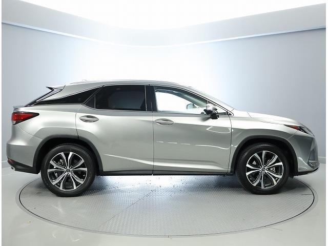 RX RX300 バージョンL セミアニリン本革シート ベンチレーション機能付きシートエアコン パノラマルーフ ルーフレール ターボ 純正ナビ バックモニター 認定中古車CPO(13枚目)