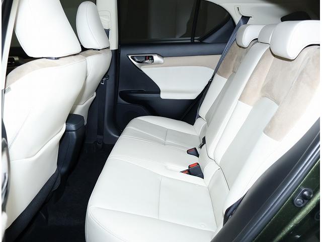 ＣＴ ＣＴ２００ｈ　バージョンＣ　Ｌ　Ｔｅｘシート　シートヒータ　ステアリングヒーター　社外ドライブレコーダー　ハイブリット　純正ナビ　バックモニター　認定中古車ＣＰＯ（6枚目）