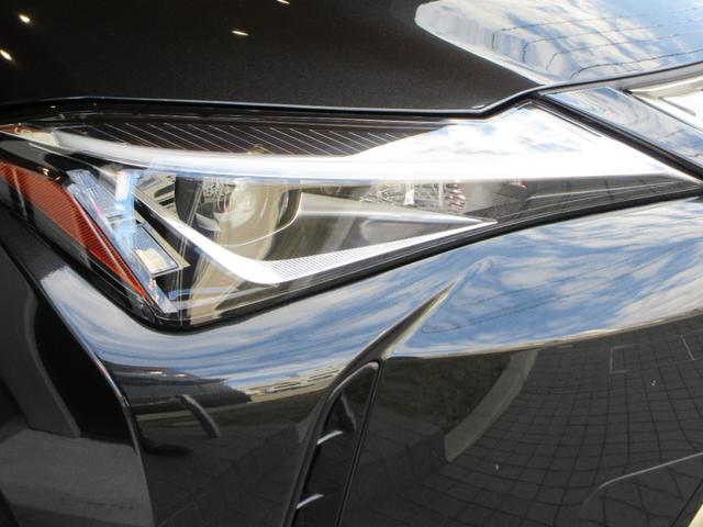 UX UX250h グレイスフル エクスプローラー 全周囲カメラパノラミックビューモニター ベンチレーション機能付きシートエアコン カラードアーチモール ハイブリット 認定中古車CPO(14枚目)