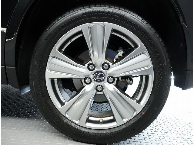 UX UX250h グレイスフル エクスプローラー 全周囲カメラパノラミックビューモニター ベンチレーション機能付きシートエアコン カラードアーチモール ハイブリット 認定中古車CPO(15枚目)