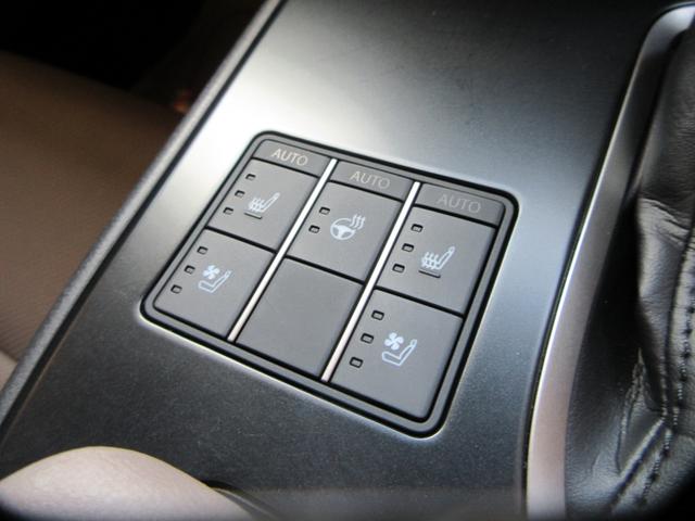 UX UX250h グレイスフル エクスプローラー 全周囲カメラパノラミックビューモニター ベンチレーション機能付きシートエアコン カラードアーチモール ハイブリット 認定中古車CPO(24枚目)