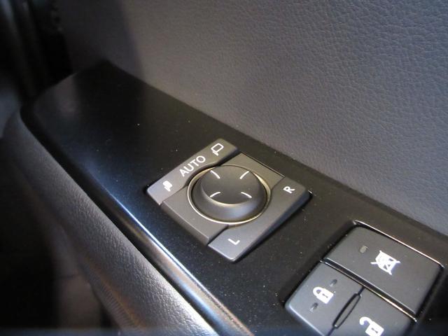 UX UX250h グレイスフル エクスプローラー 全周囲カメラパノラミックビューモニター ベンチレーション機能付きシートエアコン カラードアーチモール ハイブリット 認定中古車CPO(26枚目)