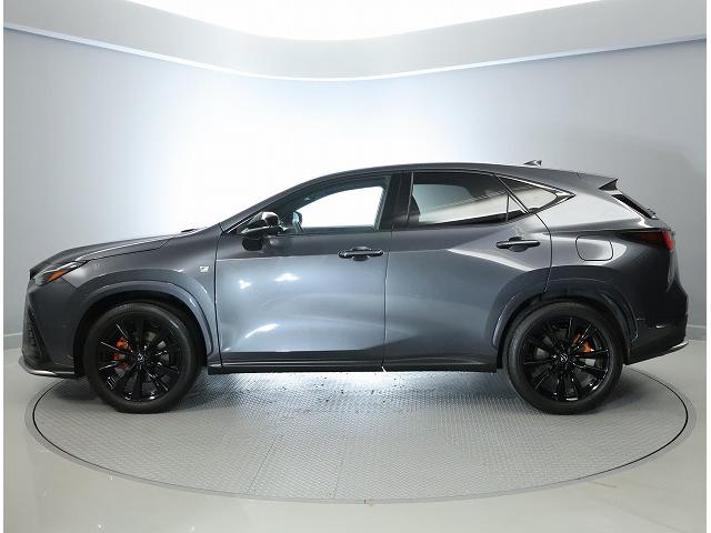 ＮＸ ＮＸ３５０ｈ　Ｆスポーツ　ＡＷＤ　本革シート　全周囲カメラパノラミックビューモニター　アドバンスドパーク　デジタルインナーミラー　オレンジブレーキキャリパ　ハイブリット　認定中古車ＣＰＯ（10枚目）