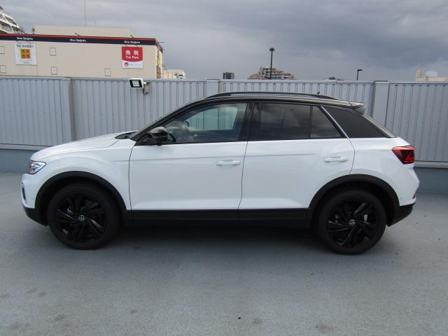 �{�f�B�ɃV���[�v�Ȉ�ۂ�^���钼���I�ȃL�����N�^�[���C��