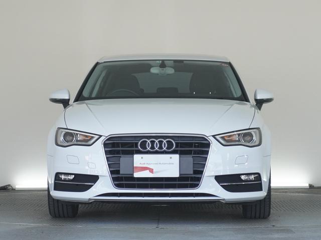 Ａ３ スポーツバック１．４ＴＦＳＩ　認定中古車　本革巻き４スポーク　ステアリングホイール（パドルシフト／マルチファンクション）　　サイドエアバッグ（フロント／リヤ）／サイドガード（フロント／リヤヘッドエアバッグ）（38枚目）