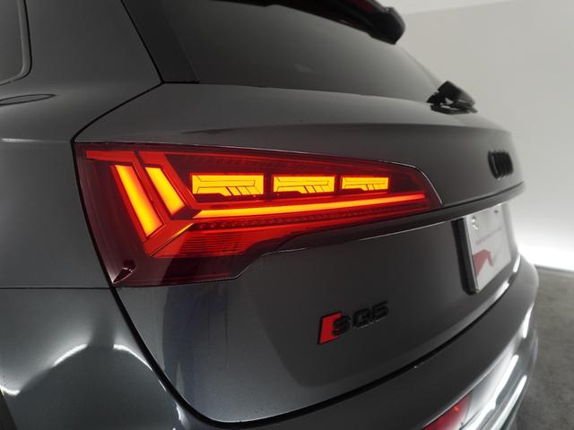 SQ5 ベースグレード ブラックスタイリング&コンフォート&レザーパッケージ 認定中古車 アダプティブSスポーツエアサスペンション カラードブレーキキャリパー レッド パノラマサンルーフ ステアリングヒーター(30枚目)