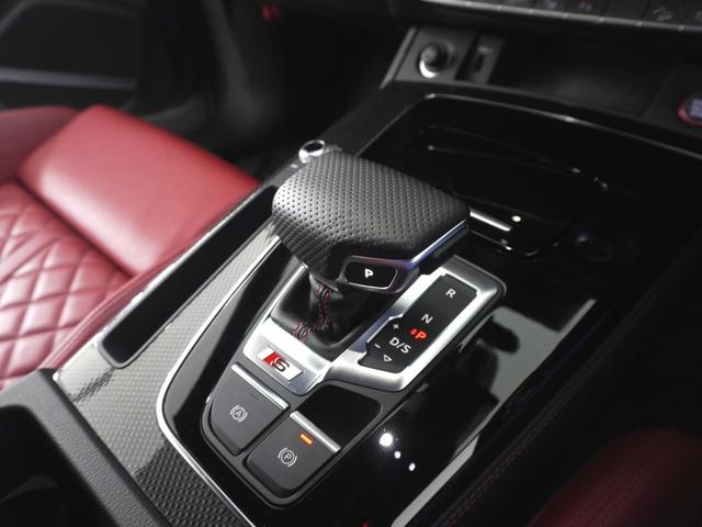 SQ5 ベースグレード ブラックスタイリング&コンフォート&レザーパッケージ 認定中古車 アダプティブSスポーツエアサスペンション カラードブレーキキャリパー レッド パノラマサンルーフ ステアリングヒーター(31枚目)