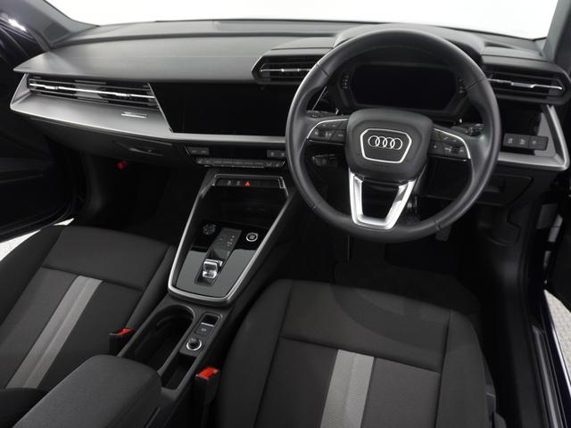 Ａ３セダン ３０ＴＦＳＩアドバンスド　コンビニエンス＆アシスタンス＆ナビゲーションパッケージ　認定中古車　　パーク＆レーン＆アダプティブクルーズ＆サイド＆リヤクロストラフィックアシスト　　スマートフォンインターフェース（12枚目）