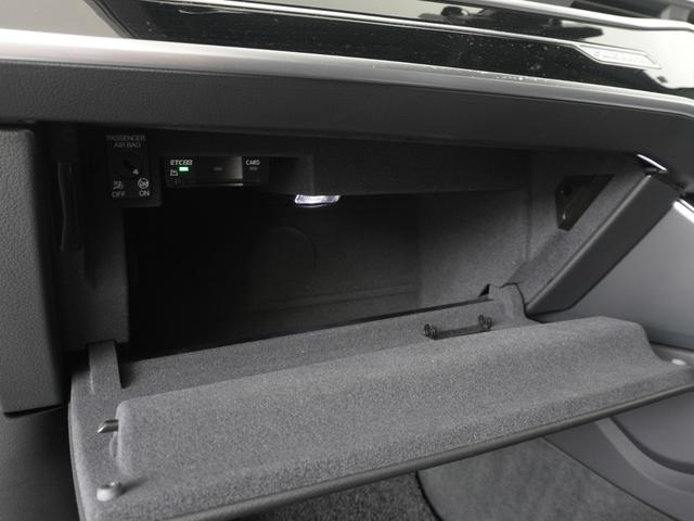 A6 45TFSIクワトロスポーツ Sラインパッケージ テクノロジー&パークアシスト&ラグジュアリーパッケージ 認定中古車 4ゾーンデラックスオートマチックエアコンディショナー パワークロージングドア シートベンチレーション (フロント)(18枚目)