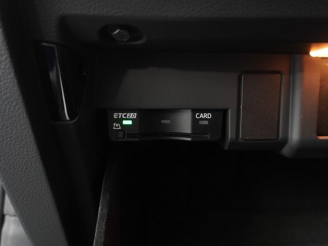 Ａ５スポーツバック ４５ＴＦＳＩクワトロ　Ｓライン　パークアシストパッケージ　認定中古車　　スマートフォンワイヤレスチャージング／リヤシートＵＳＢチャージング　　サラウンドビューカメラ　　バーチャルコックピットプラス（7枚目）