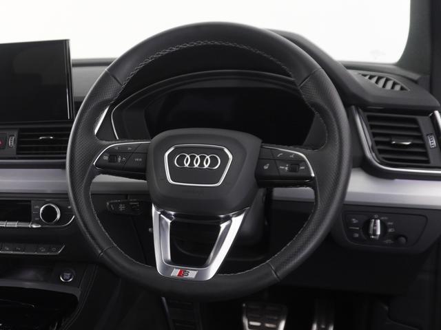 Ｑ５スポーツバック ４０ＴＤＩクワトロ　Ｓライン　コンフォートパッケージ　認定中古車　　アーティフィシャルインテリアレザー　　ステアリングヒーター　　スマートフォンワイヤレスチャージング　／　リヤシートＵＳＢチャージング　　ＴＶチューナー（16枚目）
