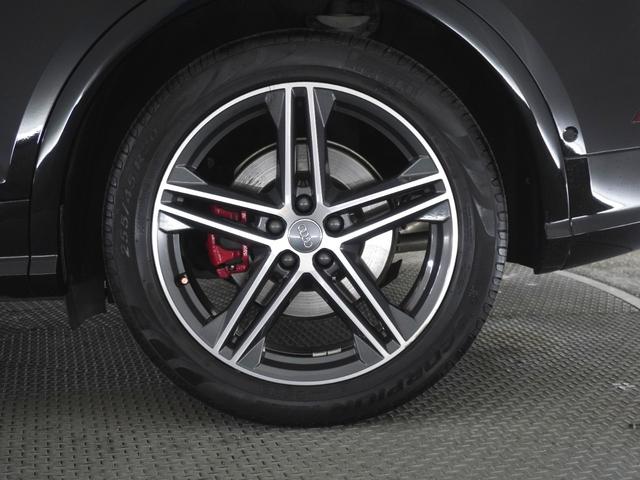 ＳＱ５ ベースグレード　認定中古車　　バーチャルコックピット　　Ｂａｎｇ＆Ｏｌｕｆｓｅｎ　３Ｄアドバンストサウンドシステム　　カラードブレーキキャリパーレッド　　パノラマサンルーフ　　ファインナッパレザーダイヤモンドステッチ（23枚目）