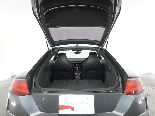 ＴＴクーペ ４０ＴＦＳＩ　Ｓラインパッケージ　コンフォートパッケージ　認定中古車　　マトリクスＬＥＤヘッドライト　　シートヒーター（フロント）　　センターアームレスト　　サイド＆ホールドアシスト　　リヤビューカメラ　　クルーズコントロール（9枚目）