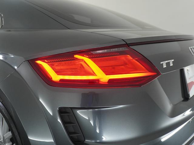 ＴＴクーペ ４０ＴＦＳＩ　Ｓラインパッケージ　コンフォートパッケージ　認定中古車　　マトリクスＬＥＤヘッドライト　　シートヒーター（フロント）　　センターアームレスト　　サイド＆ホールドアシスト　　リヤビューカメラ　　クルーズコントロール（17枚目）