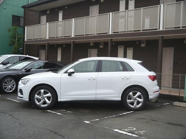 ���t���H�Ɗ󎵍��̌����_��V�]�P�i���t�����j�M������A���t���H�������R�O�O���i�ݍ���Ɍ�����܂��B