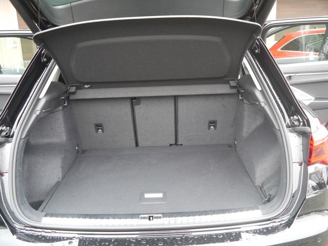 �A�E�f�B�F�蒆�ÎԂ͂P�N�ԁA���s�����������̔F�蒆�Îԕۏ؂������ŕt�т���܂��B