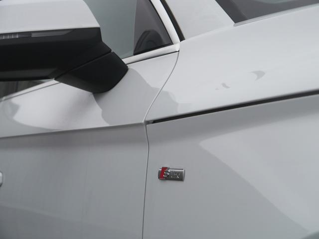 Ｑ５スポーツバック ４０ＴＤＩクワトロ　Ｓライン　Ｓ　ｌｉｎｅ　ｐｌｕｓ＆コンフォートパッケージ　認定中古車　　アーティフィシャルインテリアレザー　　ステアリングヒーター　　スマートフォンワイヤレスチャージング　／　リヤシートＵＳＢチャージング（11枚目）