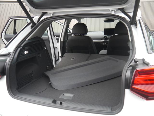Ｑ２ ３５ＴＤＩクワトロ　アドバンスド　コンビニエンス＆アシスタンス＆テクノロジーパッケージ　認定中古車　　オートマチックテールゲート　　スマートフォンインターフェース　　ワイヤレスチャージング　　ブレードマンハッタングレーメタリック（28枚目）