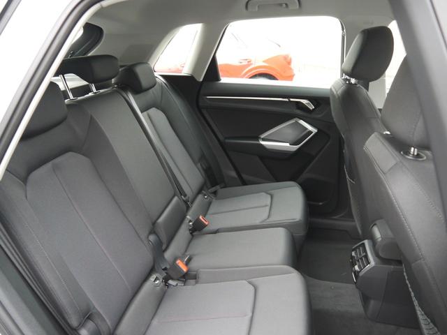 �e���f���̏�񂪃C���v�b�g���ꂽ��p�e�X�^�[�ŉߋ��ׂ̍��ȕs����m�F���A���f���̊e���ʂ��Ƃɐ�p�X�y�V�����c�[����p���Đ������܂��B