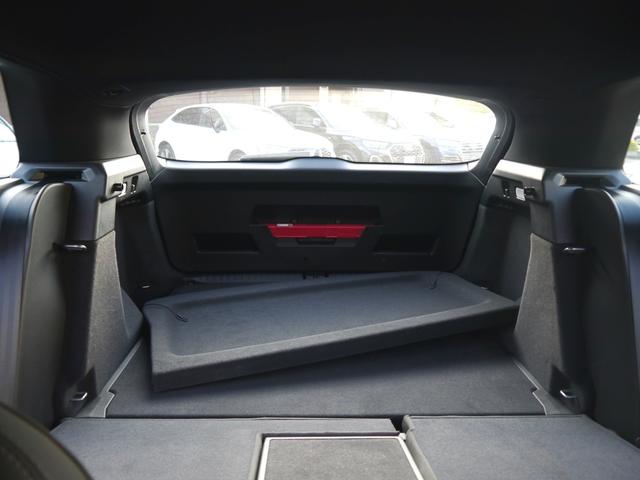 Ｑ４ ｅ－トロン ４５ｅ－トロン　Ｓライン　Ｓ　ｌｉｎｅインテリアプラスパッケージ　認定中古車　パーシャルレザー　　マトリクスＬＥＤヘッドライト／ダイナミッターンインディケーター　　パノラマサンルーフ　　マルチカラーアンビエントライティング（25枚目）