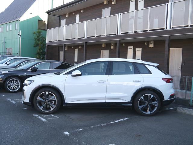 ���t���H�Ɗ󎵍��̌����_��V�]�P�i���t�����j�M������A���t���H�������R�O�O���i�ݍ���Ɍ�����܂��B