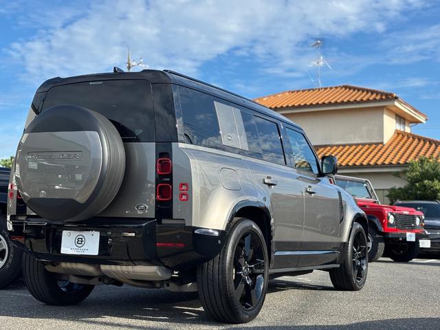 ディフェンダー 110アーバナイト’22 ディーゼルターボ 4WD 60台限定 特別仕様車(8枚目)