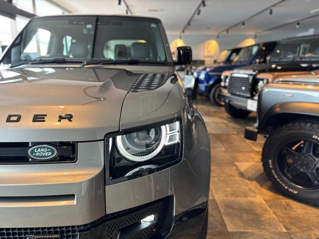 ディフェンダー 110アーバナイト’22 ディーゼルターボ 4WD 60台限定 特別仕様車(10枚目)