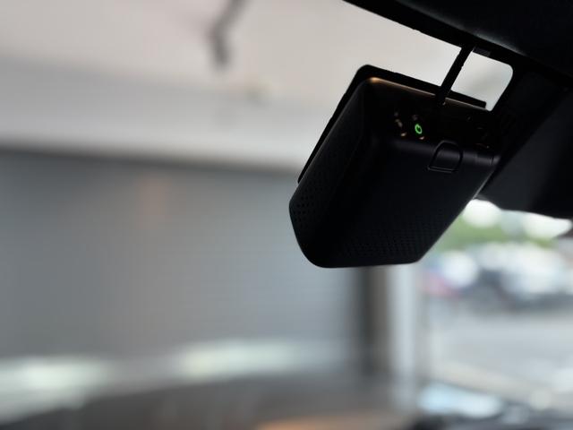 ディフェンダー 110アーバナイト’22 ディーゼルターボ 4WD 60台限定 特別仕様車(12枚目)