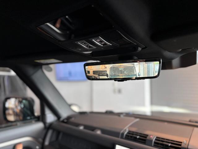 ディフェンダー 110アーバナイト’22 ディーゼルターボ 4WD 60台限定 特別仕様車(47枚目)