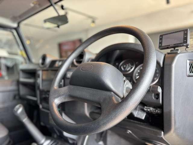 ディフェンダー 110 TDCi 6MT リフトアップ(22枚目)