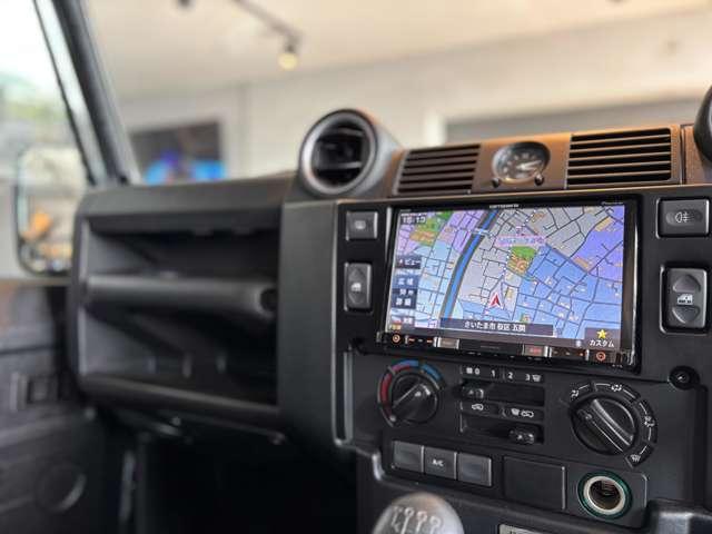 ディフェンダー 110 TDCi 6MT リフトアップ(25枚目)
