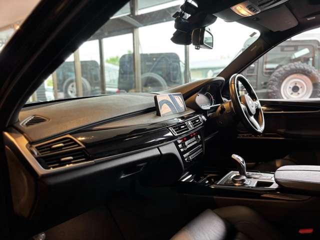 X5 xDrive 35d Mスポーツ ’’BLACKOUT’’ 96台限定車 特別装備(22枚目)
