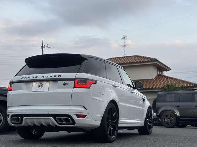 レンジローバースポーツ  カーボンエクステリアパック&インテリアトリム 電動サイドステップ(5枚目)