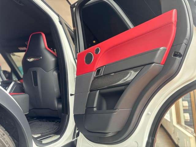 レンジローバースポーツ  カーボンエクステリアパック&インテリアトリム 電動サイドステップ(28枚目)