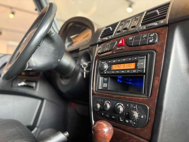 Gクラス  サテンブラックツートン V6エンジン (ブリリアントシルバー×サテンブラック)(34枚目)