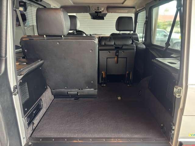 Gクラス  サテンブラックツートン V6エンジン (ブリリアントシルバー×サテンブラック)(38枚目)