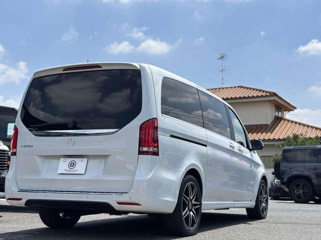 Vクラス V220 d スポーツ ロング ディーゼルターボ パノラミックスライディングルーフ carrozzeriaヘッドレストモニター(7枚目)