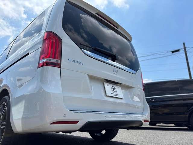 Vクラス V220 d スポーツ ロング ディーゼルターボ パノラミックスライディングルーフ carrozzeriaヘッドレストモニター(9枚目)