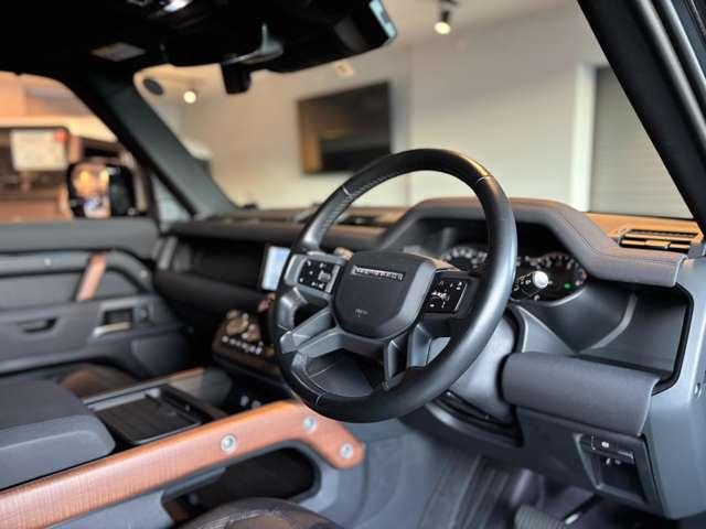 ディフェンダー 110X-ダイナミックSE D300 ダブルオーブラックエディション 特別仕様車(10枚目)