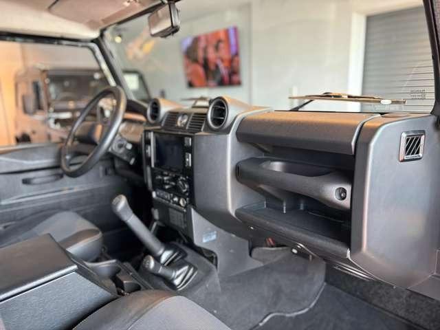 ディフェンダー 110SE 2.4TDCi 左ハンドル  純正アルミホイール シートヒーター(フロント) パワーウインドウ(フロント) カロッツェリアRL720 バックカメラ ETC 取説 記録簿 スペアキー(13枚目)