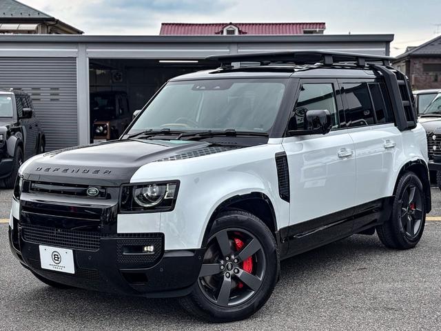 ディフェンダー 110X-ダイナミックHSE D300 ディーゼルターボ 4WD ボンネットブラック塗装 レッドキャリパー リアスムージングパネル(スペアタイヤ&ブラケット有) パノラミックスライディングルーフ 社外液晶ルームミラー 保 取 スペアキー(3枚目)