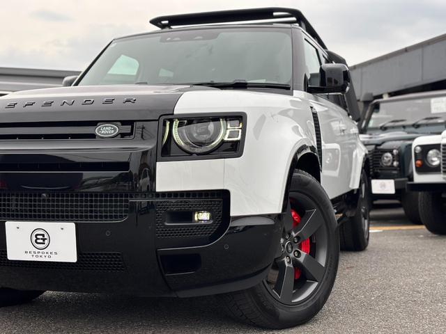 ディフェンダー 110X D300 ディーゼルターボ 4WD 22インチAW「スタイル5098」 レッドキャリパー オレンジリアリカバリーフック スモークドリアライト パノラミックスライディングルーフ インテリアビューミラー(4枚目)