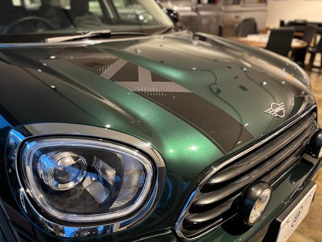 MINI  ノーフォーク エディション 4WD 全国限定300台 Norfolk Edition特別装備 専用ボンネットストライプ&ネームバッジ 特別装備(18インチAWピンスポークブラック)(16枚目)